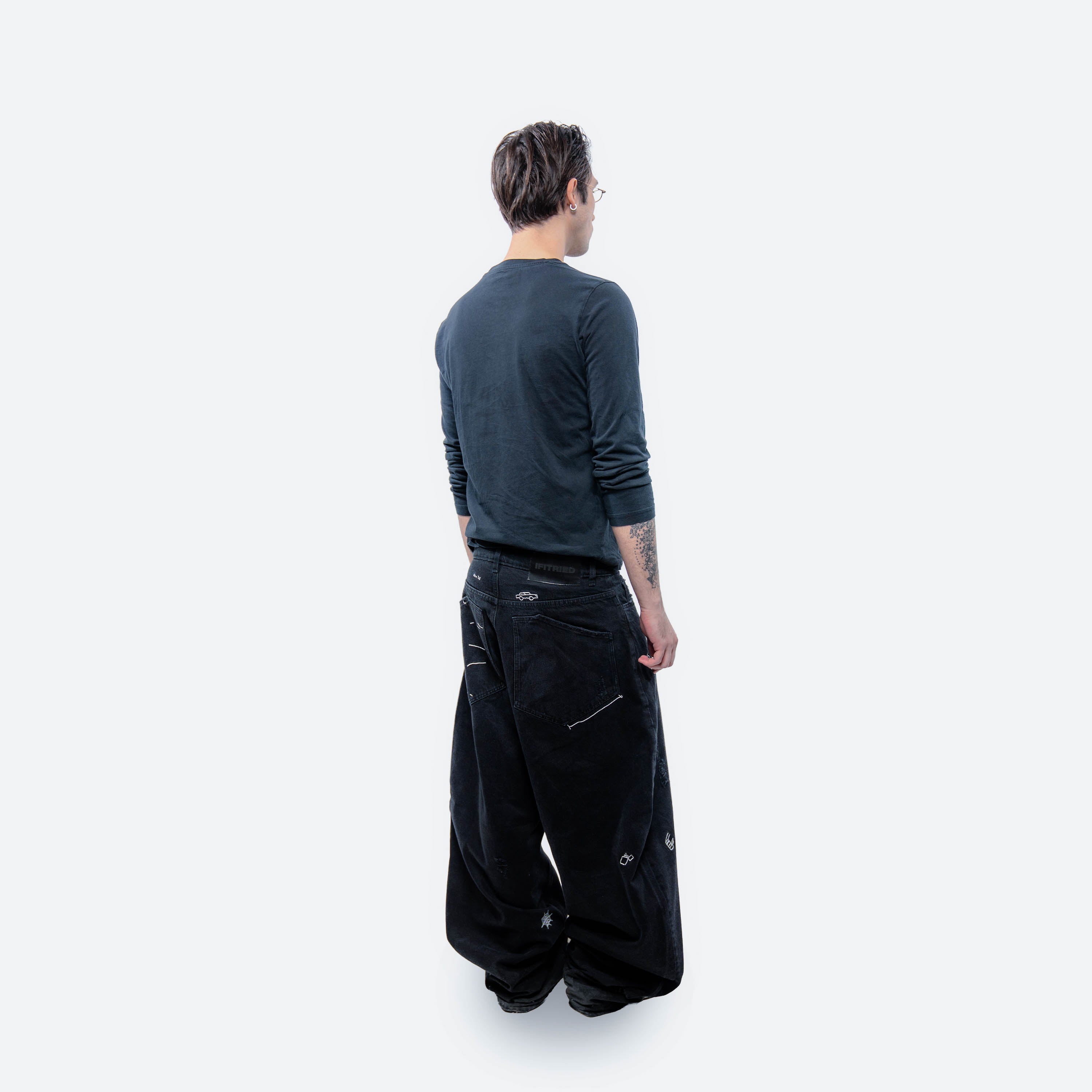 The Embroidered Barrel Denim Pants
