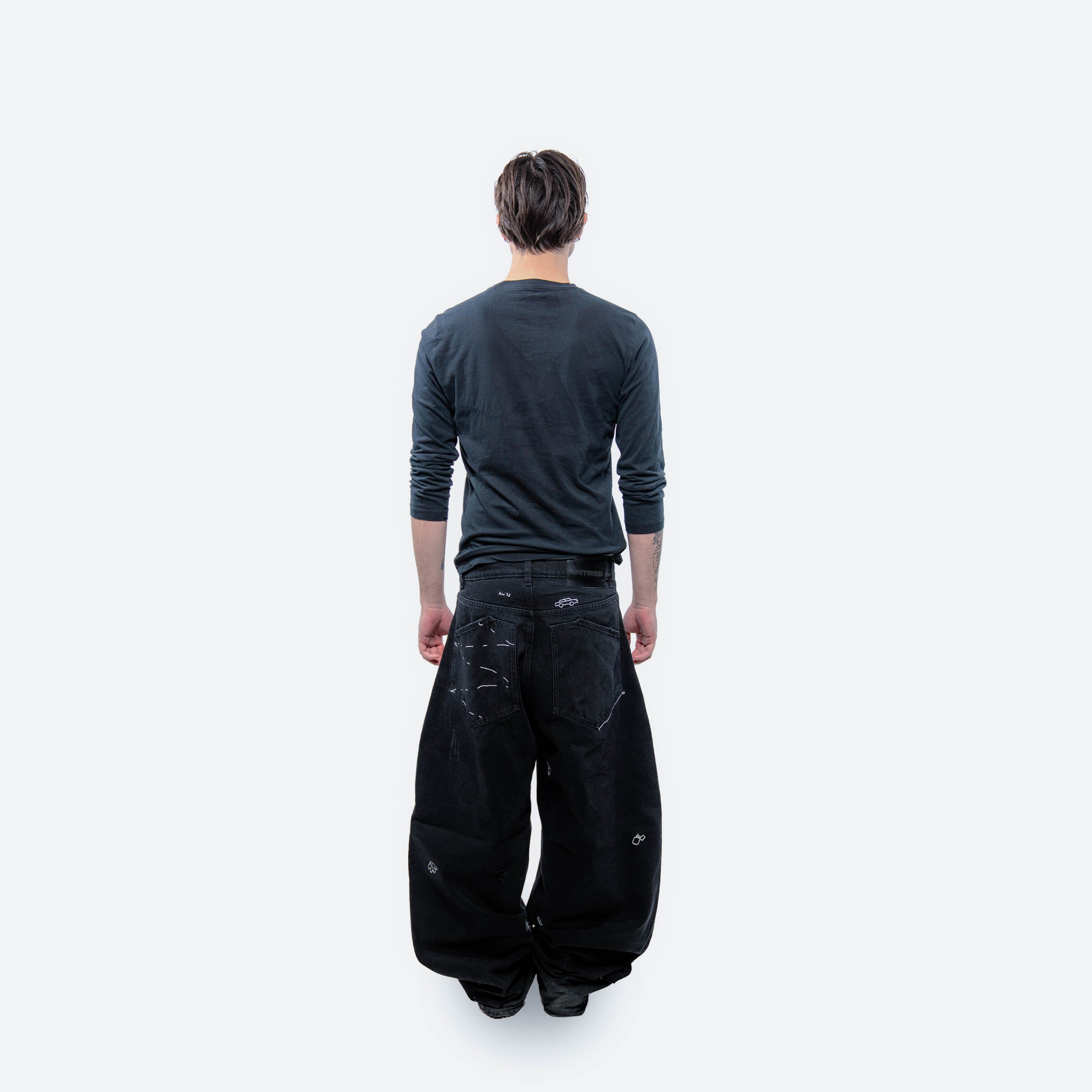 The Embroidered Barrel Denim Pants